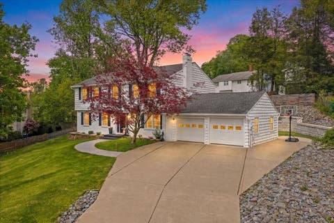 Homes For Sale - 3121 Sarasota Avenue<br/> Vestal, NY 13850
