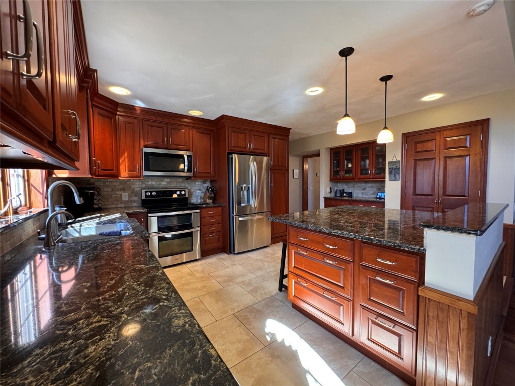 1003 Tilbury Hill Road