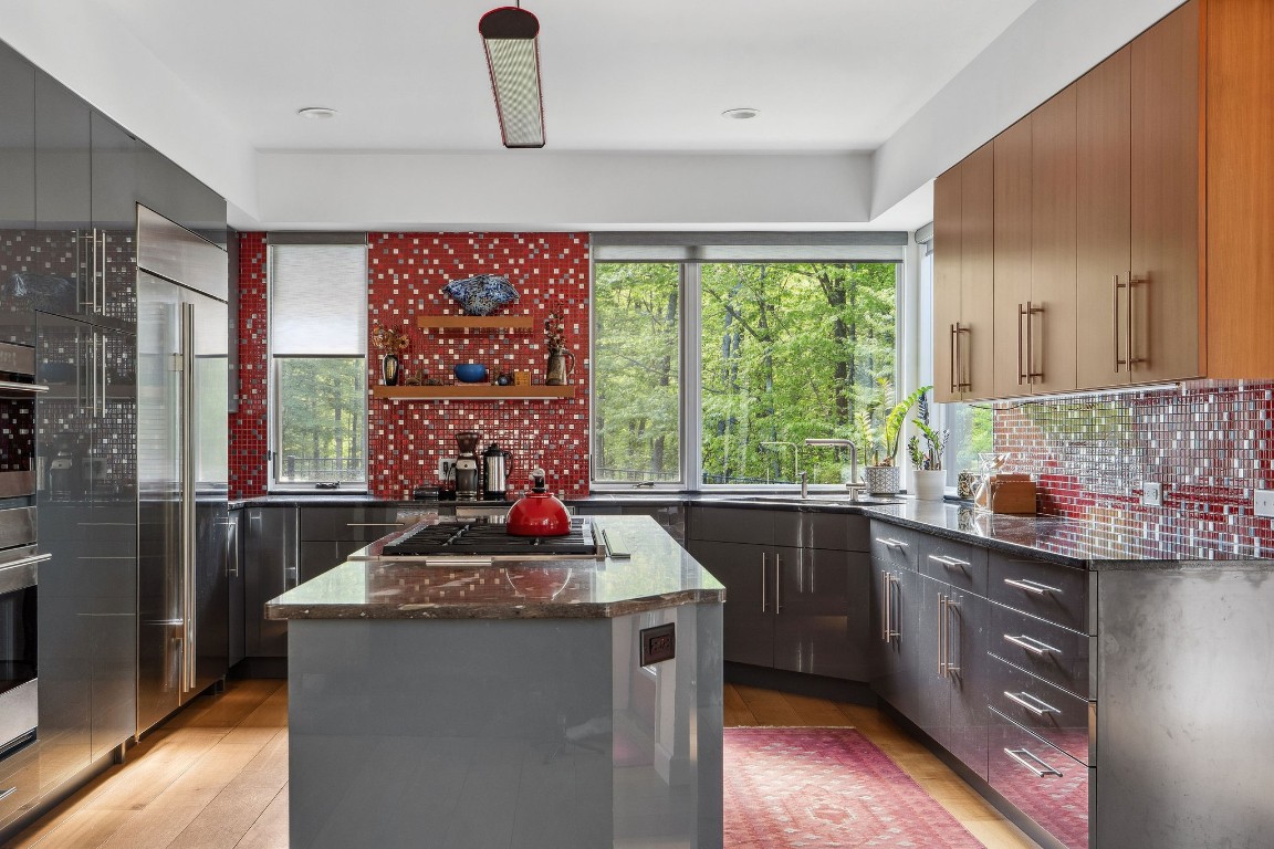 1201 Holly Road, Vestal, New York image 14
