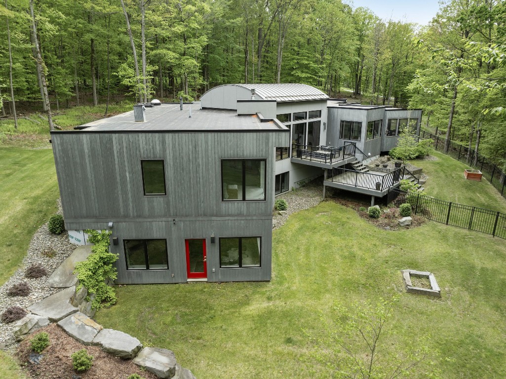 1201 Holly Road, Vestal, New York image 46