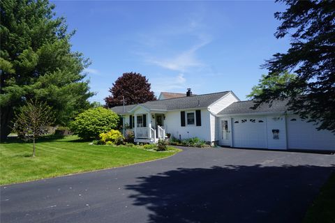 104 Eldredge Drive Vestal NY 13850