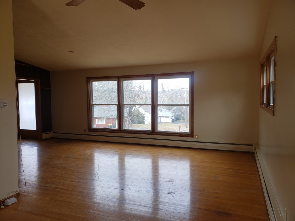 604 Sequoia Lane, Vestal, New York image 5
