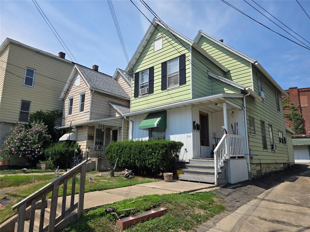 212-214 Clinton Street - Photo 2