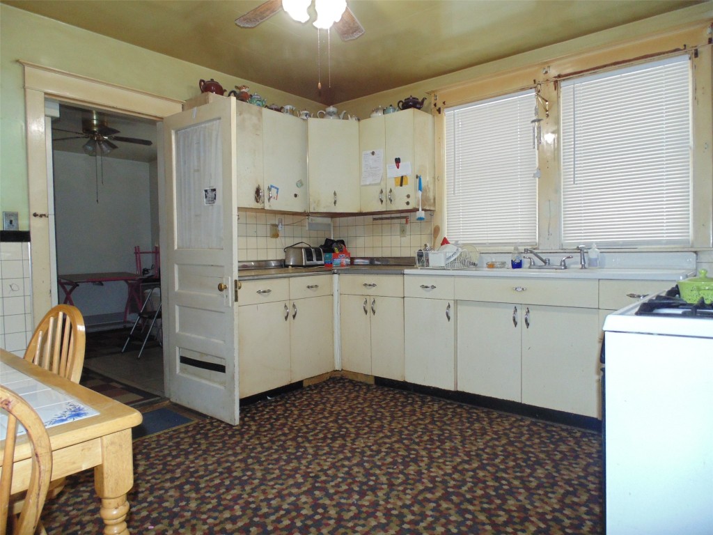 12 And 8 Jay Street, Johnson City, New York image 11