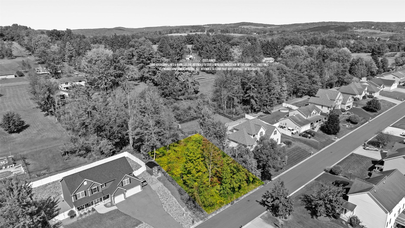 425 Country Drive, Endicott, New York image 3