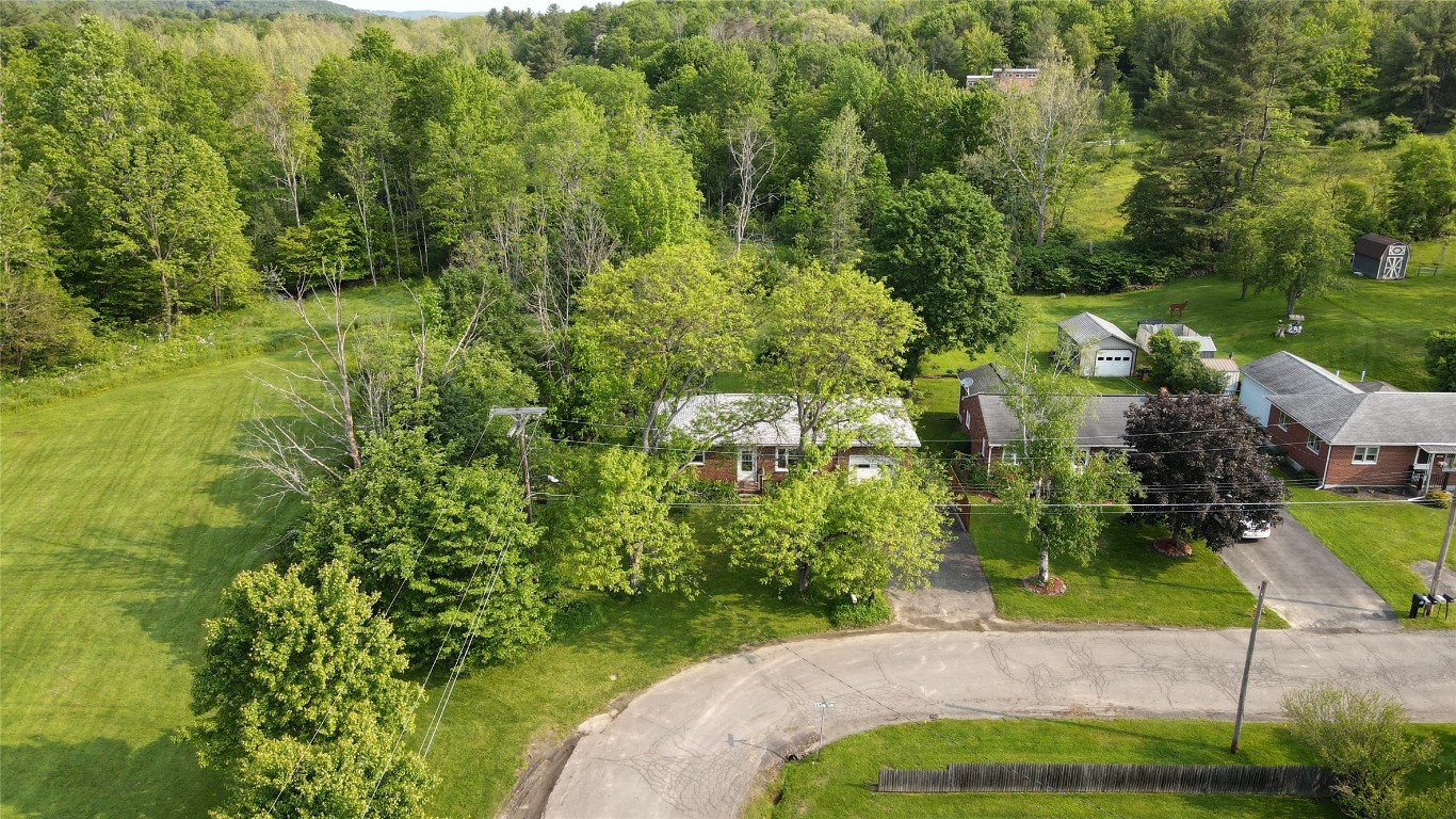 148 Grand Ave, Vestal, New York image 5