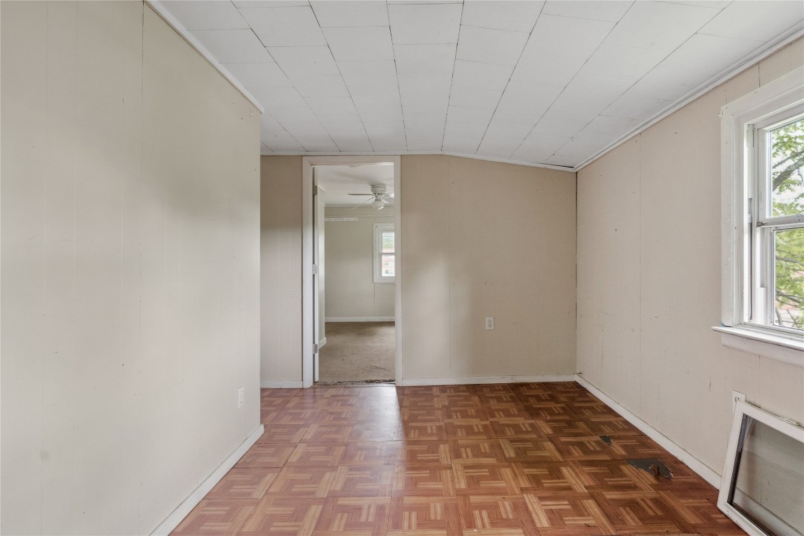 107 N Baldwin Street, Johnson City, New York image 9