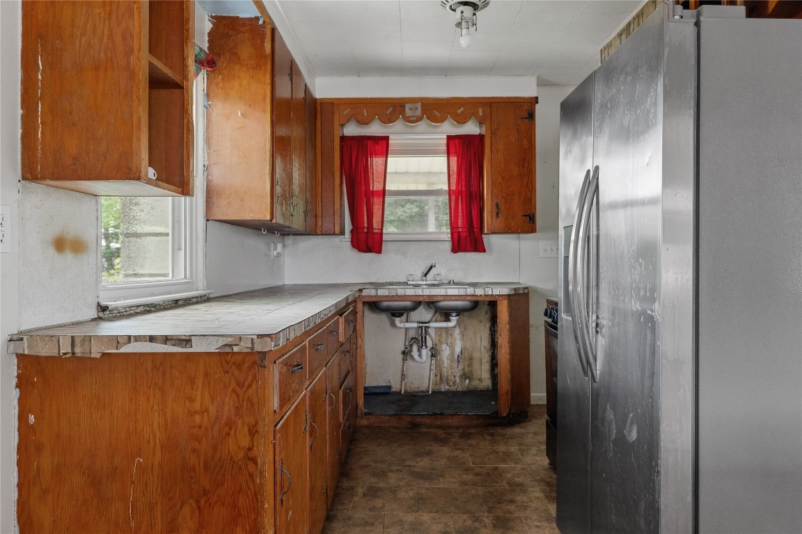 107 N Baldwin Street, Johnson City, New York image 6