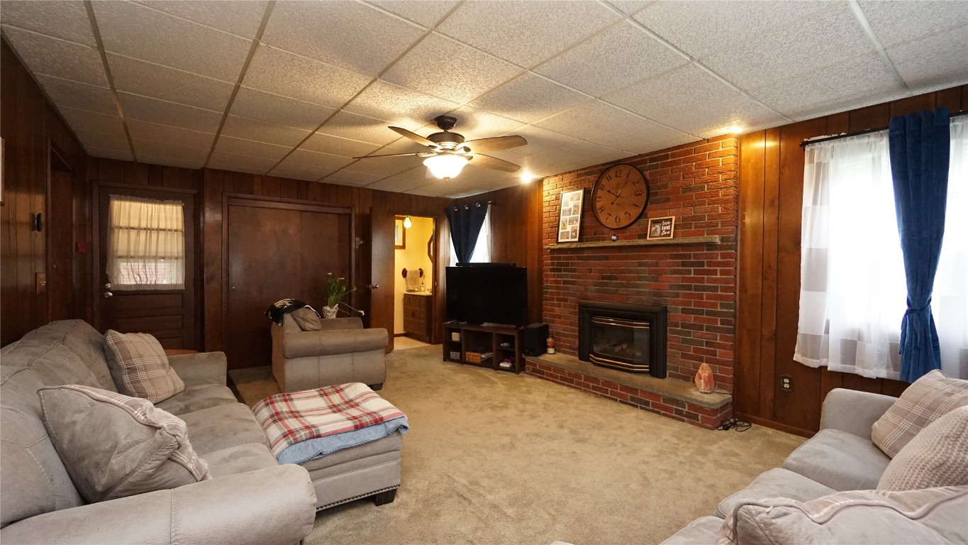 108 Hayes Ave, Endicott, New York image 9