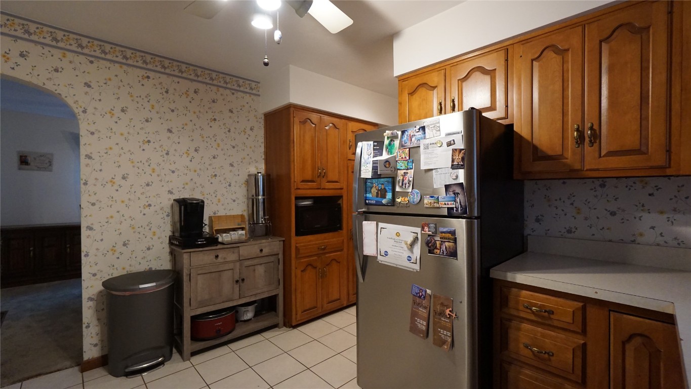108 Hayes Ave, Endicott, New York image 14