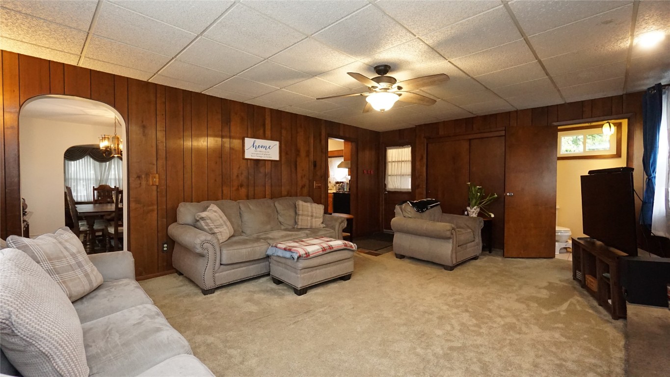 108 Hayes Ave, Endicott, New York image 10