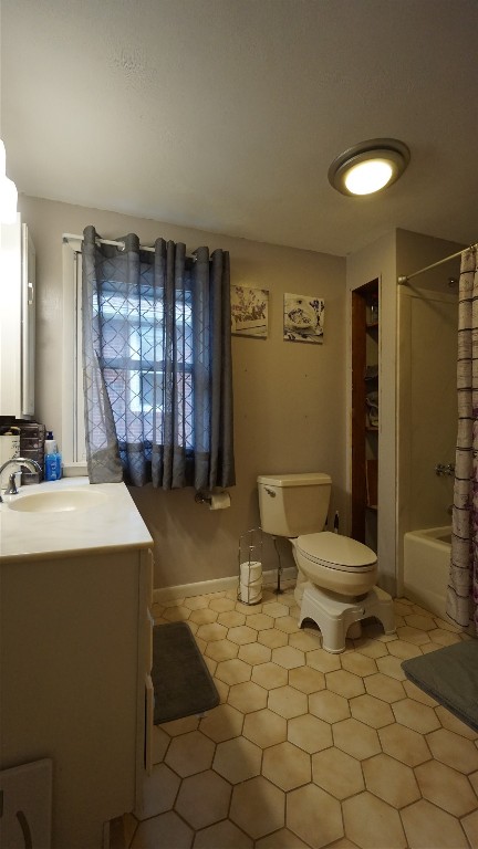108 Hayes Ave, Endicott, New York image 24