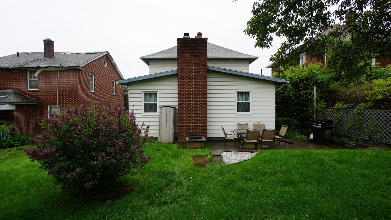 108 Hayes Ave, Endicott, New York image 2