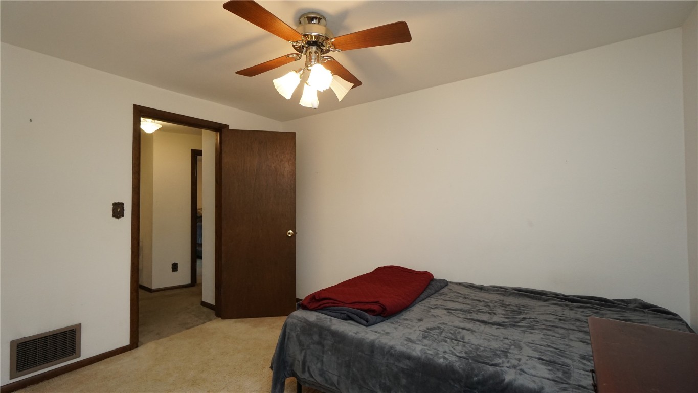 108 Hayes Ave, Endicott, New York image 28