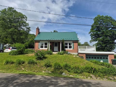 Photo for 87 Fairview Dr