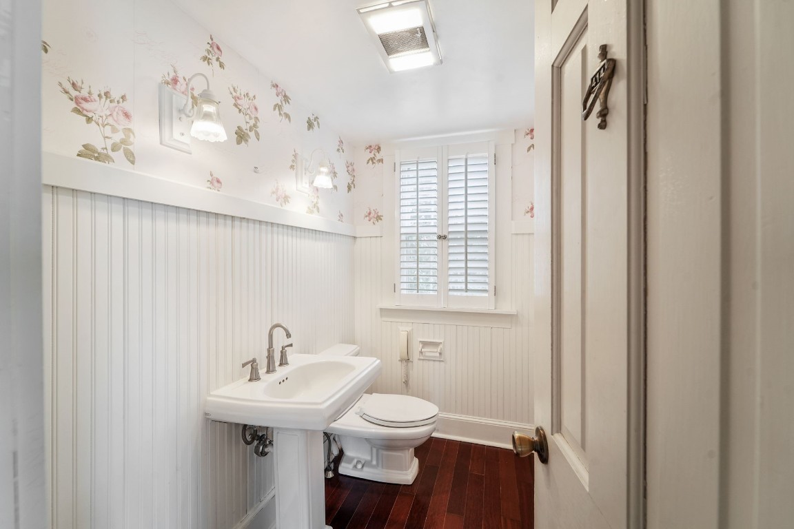 1009 Knoll Drive, Endwell, New York image 16