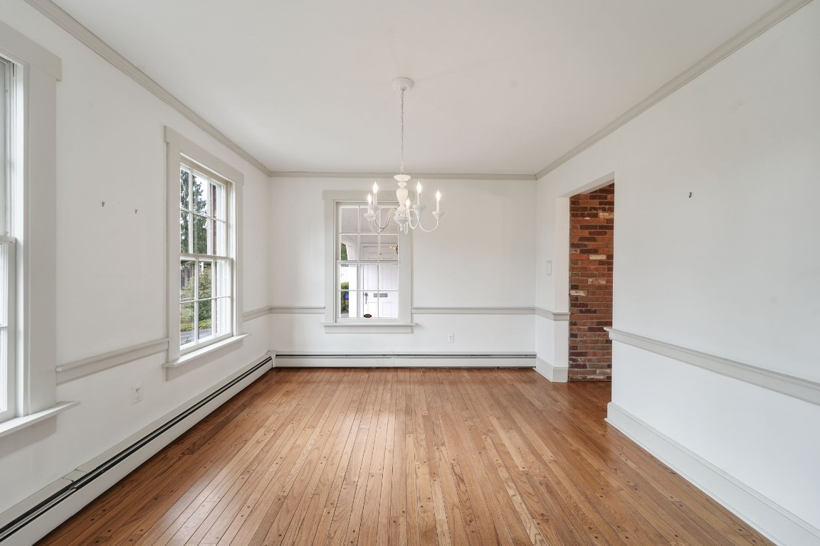1009 Knoll Drive, Endwell, New York image 9