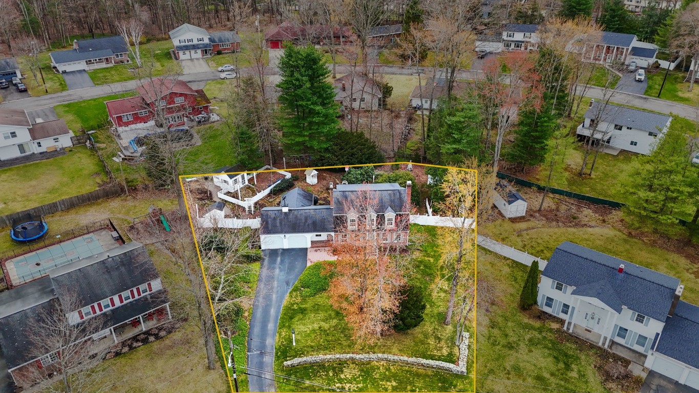 1009 Knoll Drive, Endwell, New York image 42