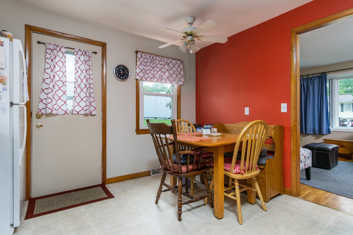1131 Arnold Drive, Endicott, New York image 10