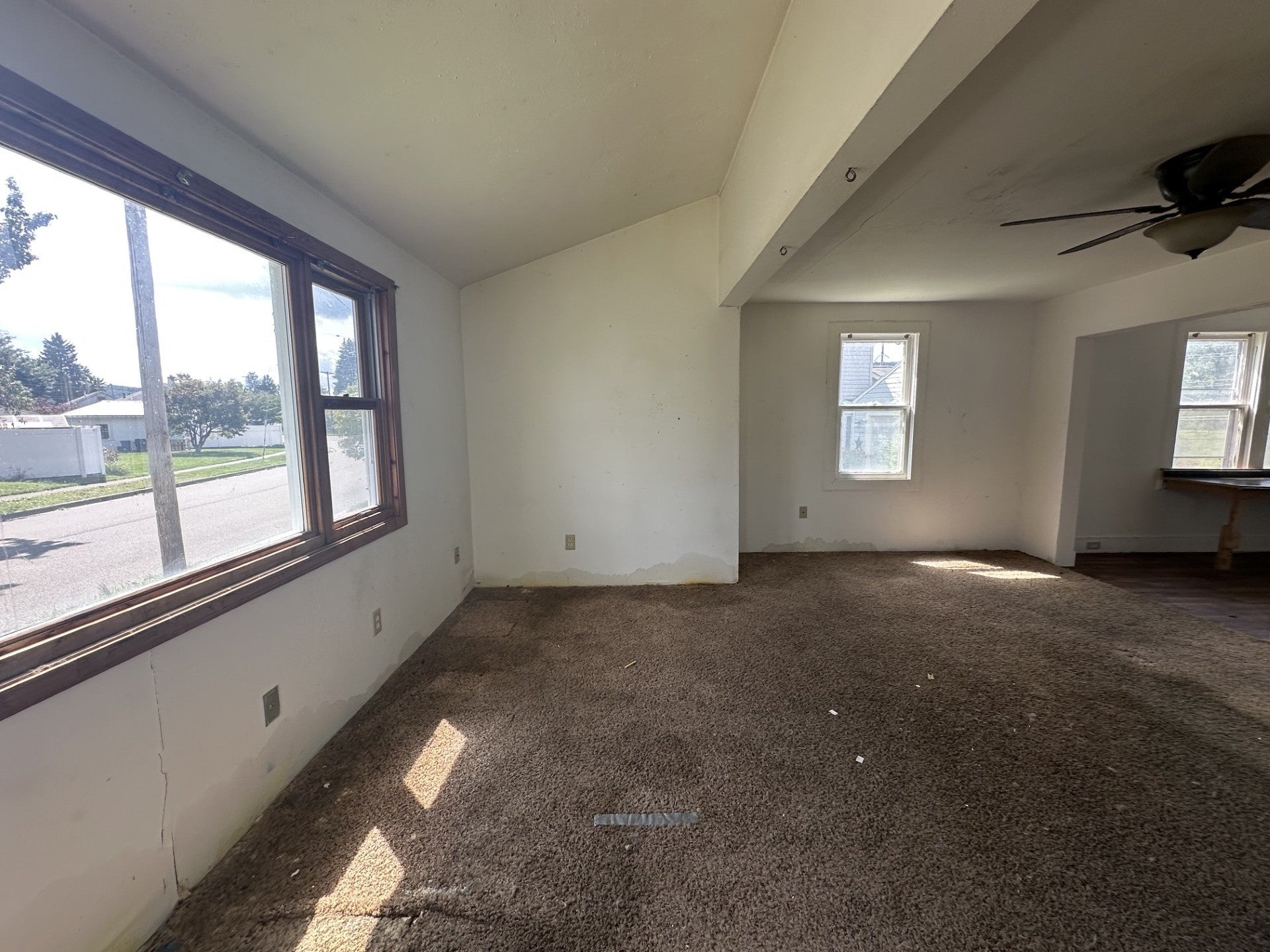 637 June Street