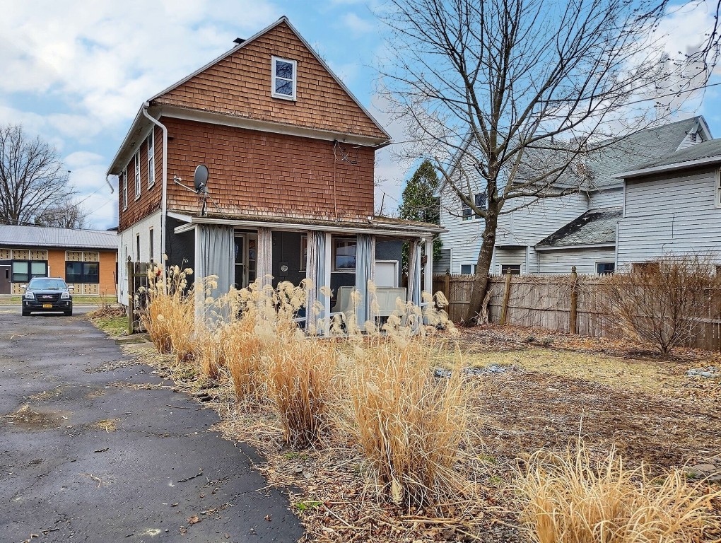 223 Madison Avenue, Endicott, New York image 16