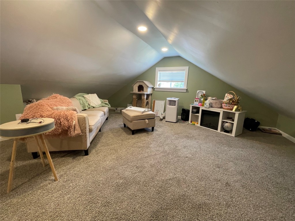 309 Harding Ave, Vestal, New York image 24