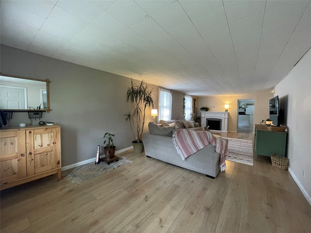 309 Harding Ave, Vestal, New York image 3