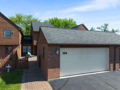Townhouse For Sale - 104 Patio Drive<br/> Endicott, NY 13760