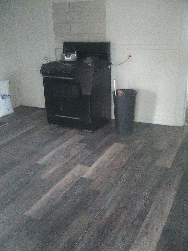 202 Baldwin Street - Photo 2