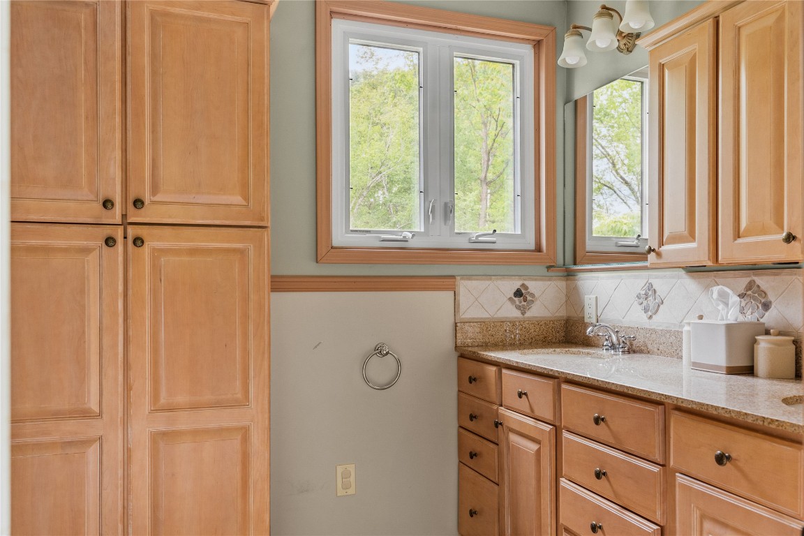 1 Fuller Road, Binghamton, New York image 29