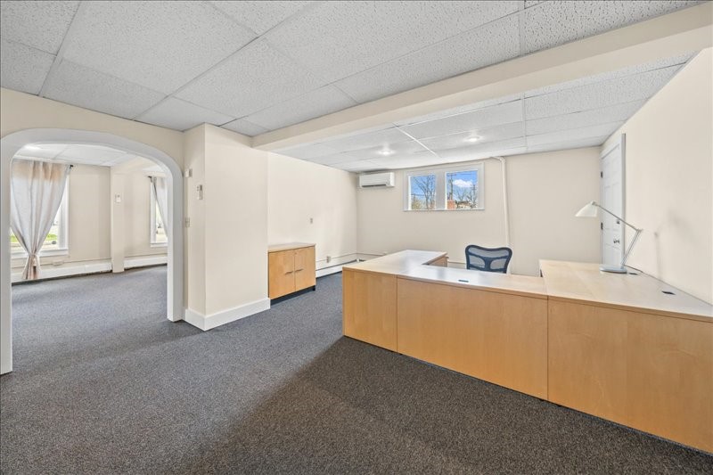 317 Front Street 1st Floor