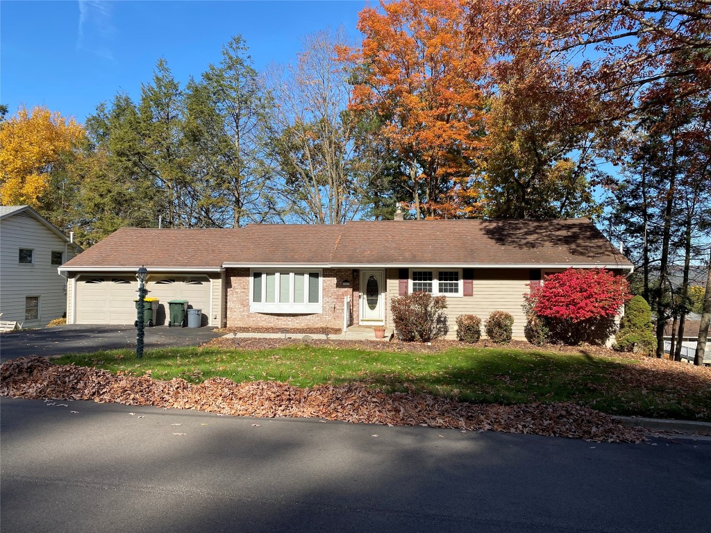 3117 Cortland Drive, Vestal, New York image 1