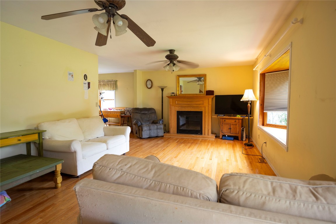 1415 Hawleyton Road, Binghamton, New York image 3