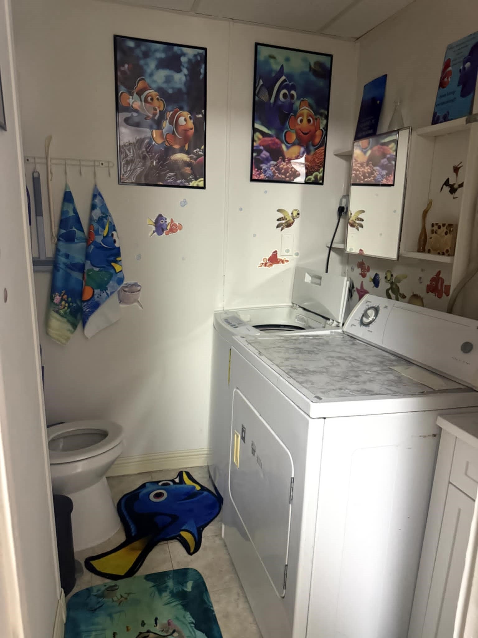 Laundry rm with 1/2 bath