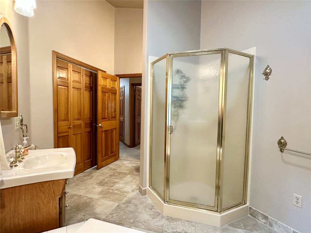 417 Brook Avenue, Vestal, New York image 20