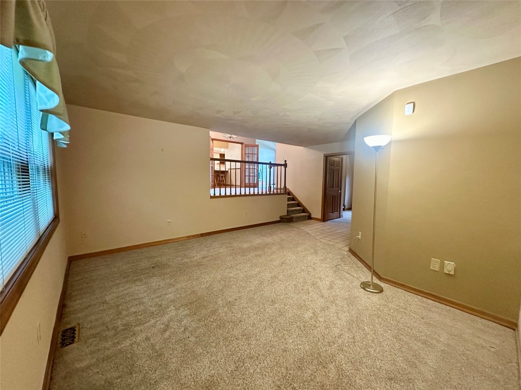 417 Brook Avenue, Vestal, New York image 11