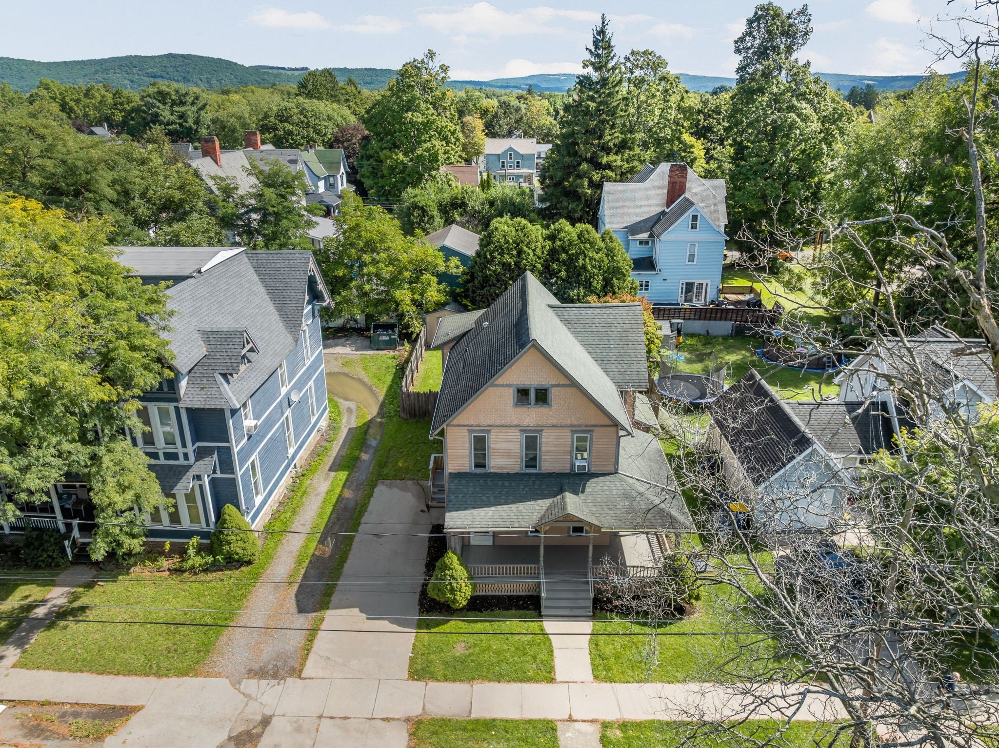 510 Clark St - Photo 4