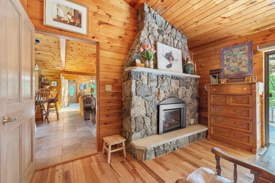 729 N Longford Road, Brackney, Pennsylvania image 19