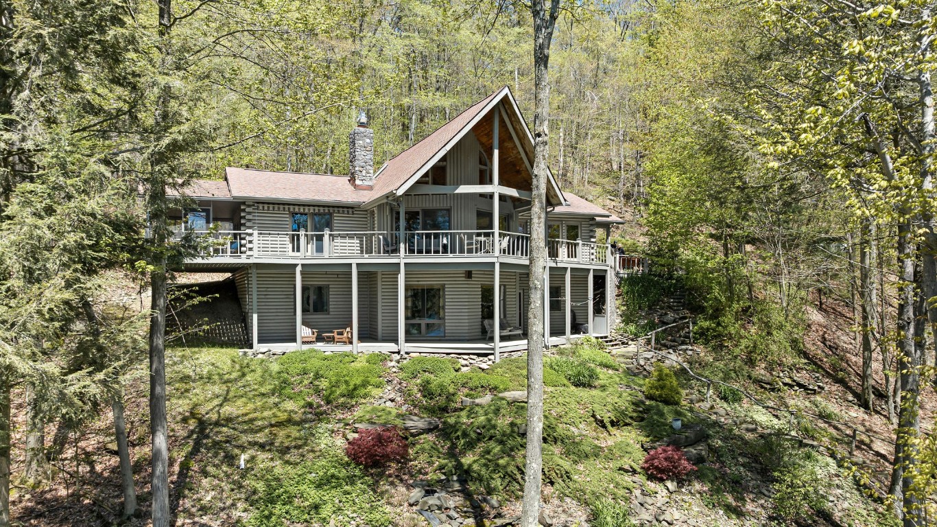 729 N Longford Road, Brackney, Pennsylvania image 1