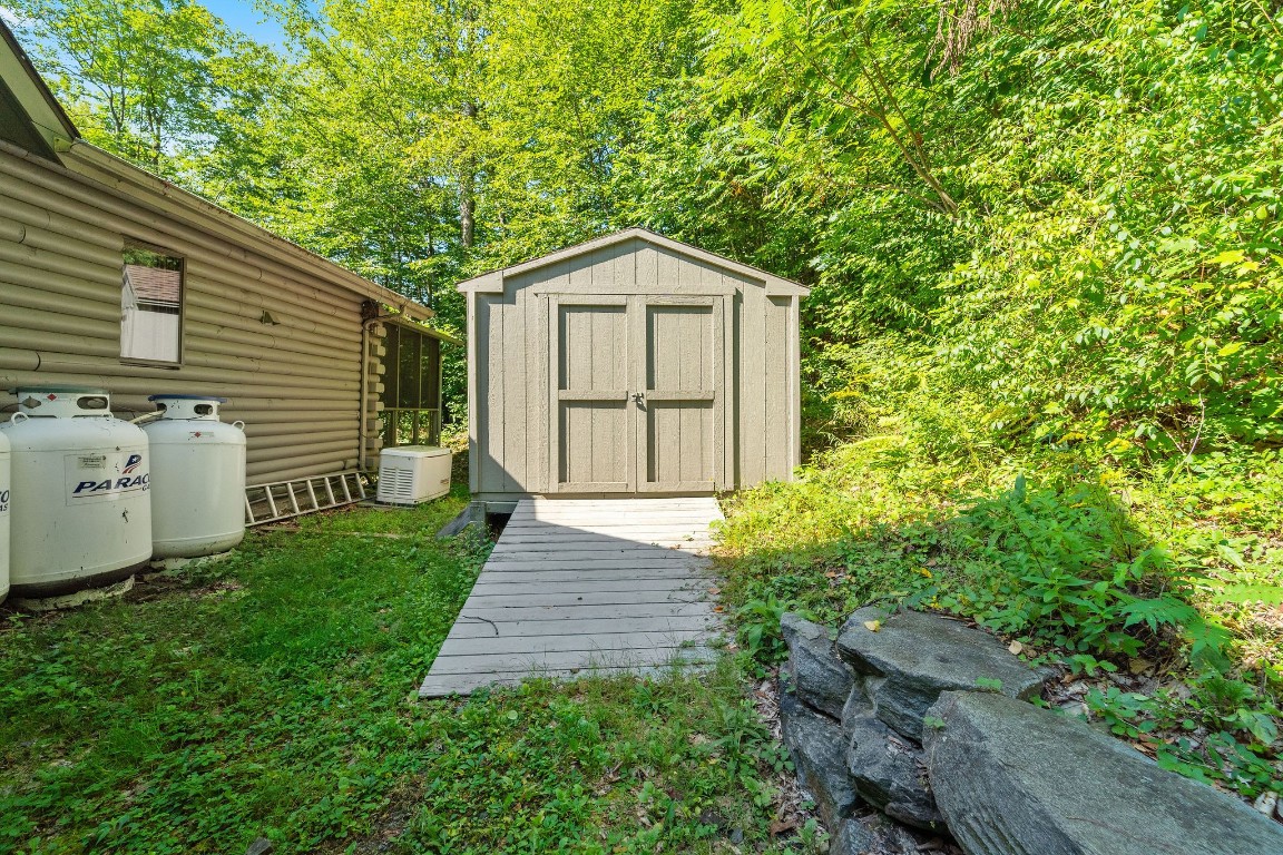 729 N Longford Road, Brackney, Pennsylvania image 44