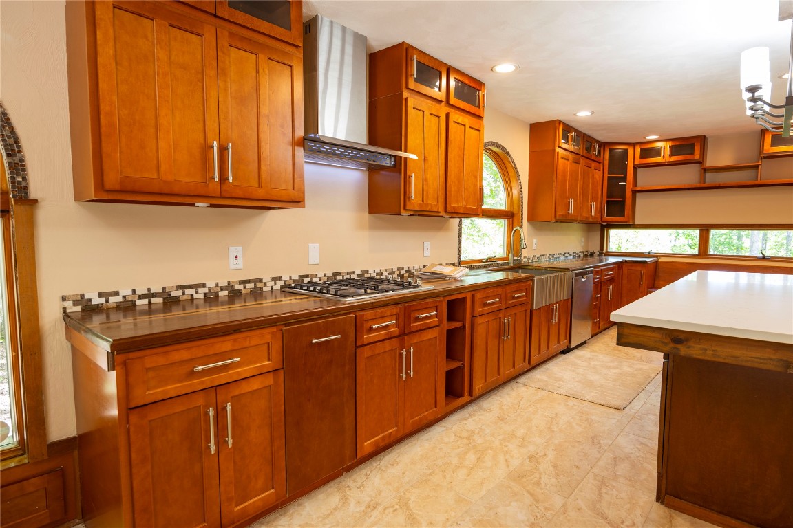 1536 E Campville Rd, Endicott, New York image 5