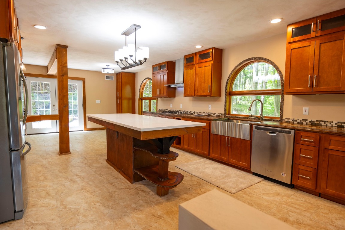 1536 E Campville Rd, Endicott, New York image 11