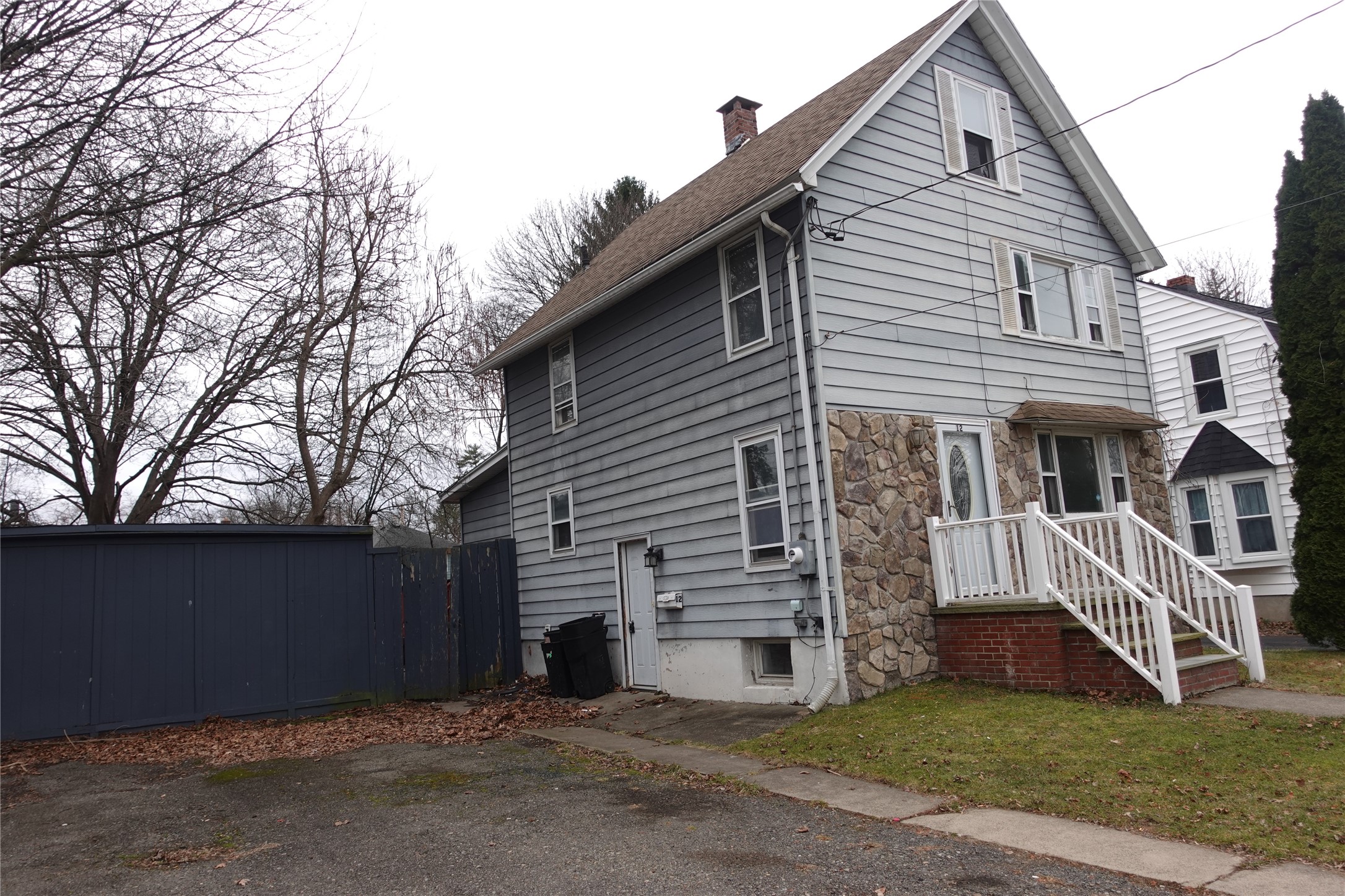 12 Brewster Street - Photo 2