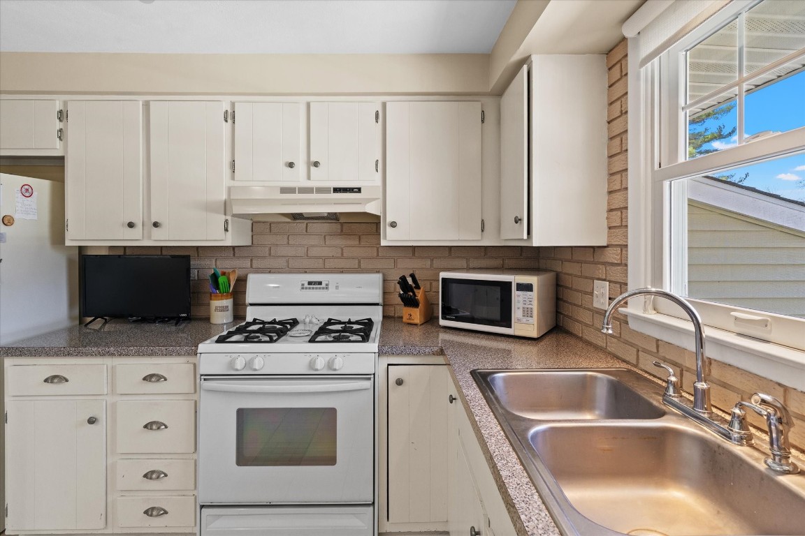130 Elaine Drive, Binghamton, New York image 19