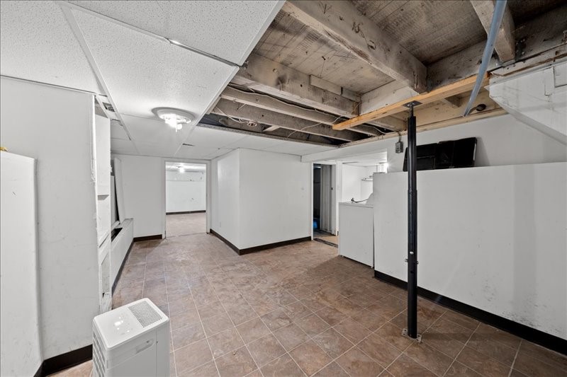 129 Hill Ave, Endicott, New York image 13
