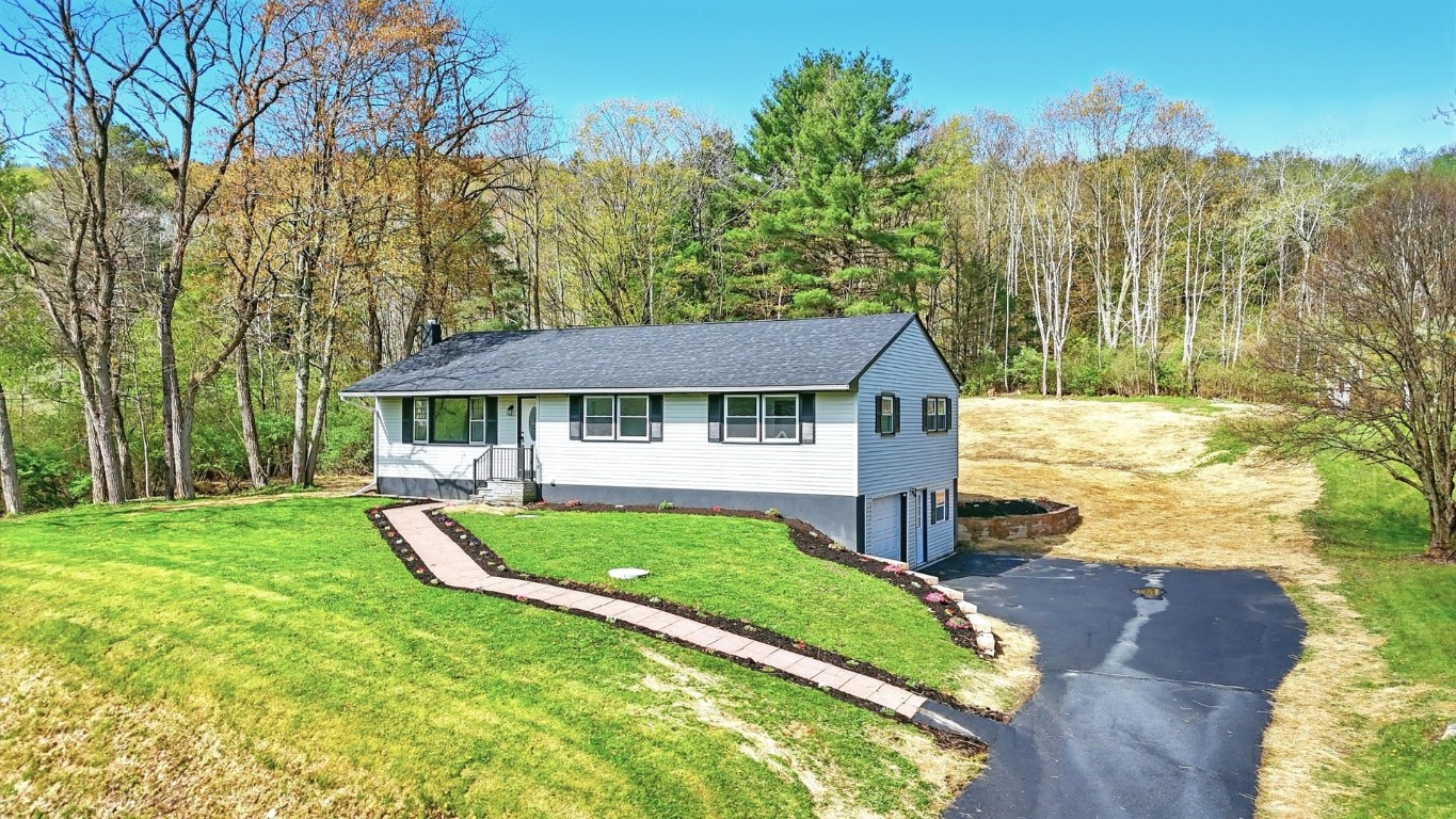 3572 Pennsylvania Avenue, Apalachin, New York image 3