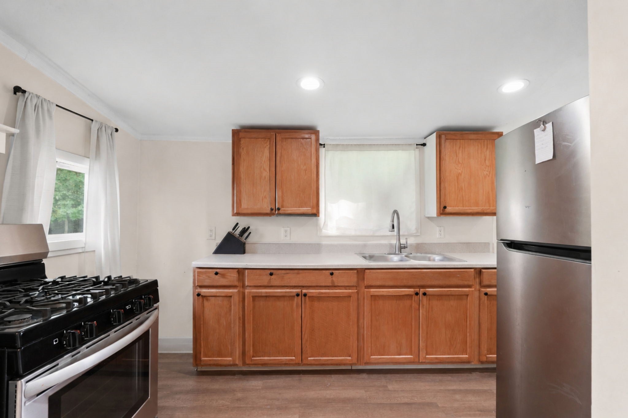 185 S Washington Street - Photo 3