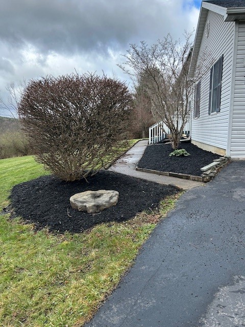 165 Meeker Road, Vestal, New York image 8