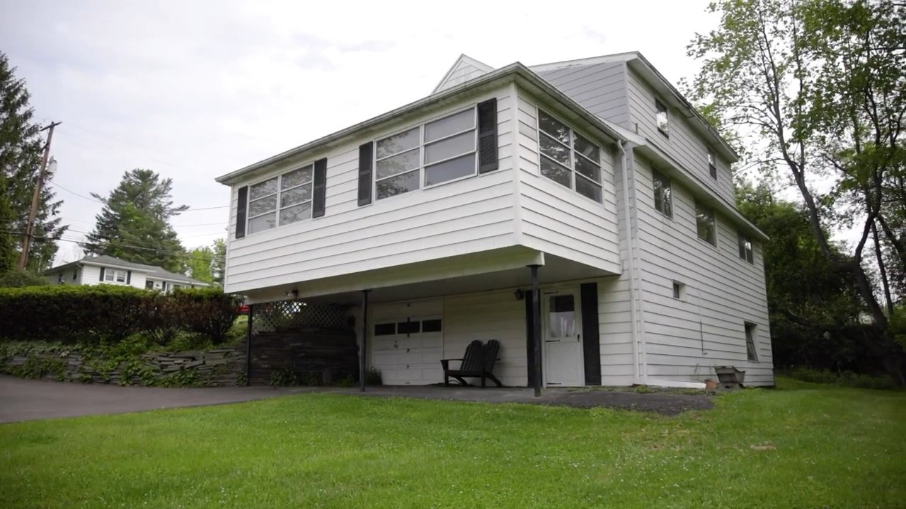 103 Lewis Road, Binghamton, New York image 2