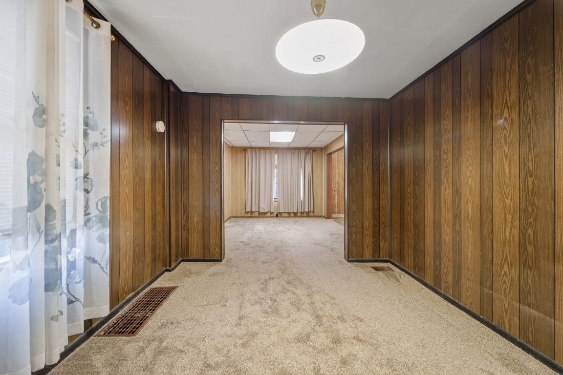 60 Roberts Street, Johnson City, New York image 5